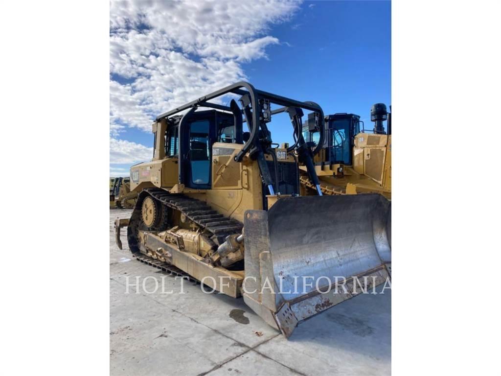 CAT D6T XL Buldožeri gusjeničari