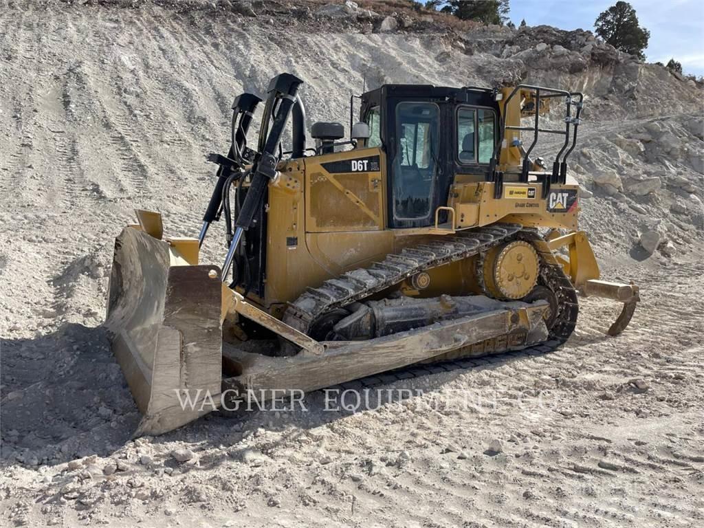 CAT D6T XL Buldožeri gusjeničari