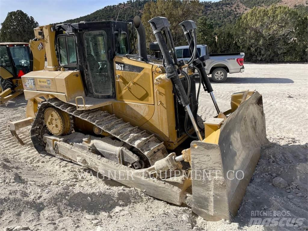 CAT D6T XL Buldožeri gusjeničari
