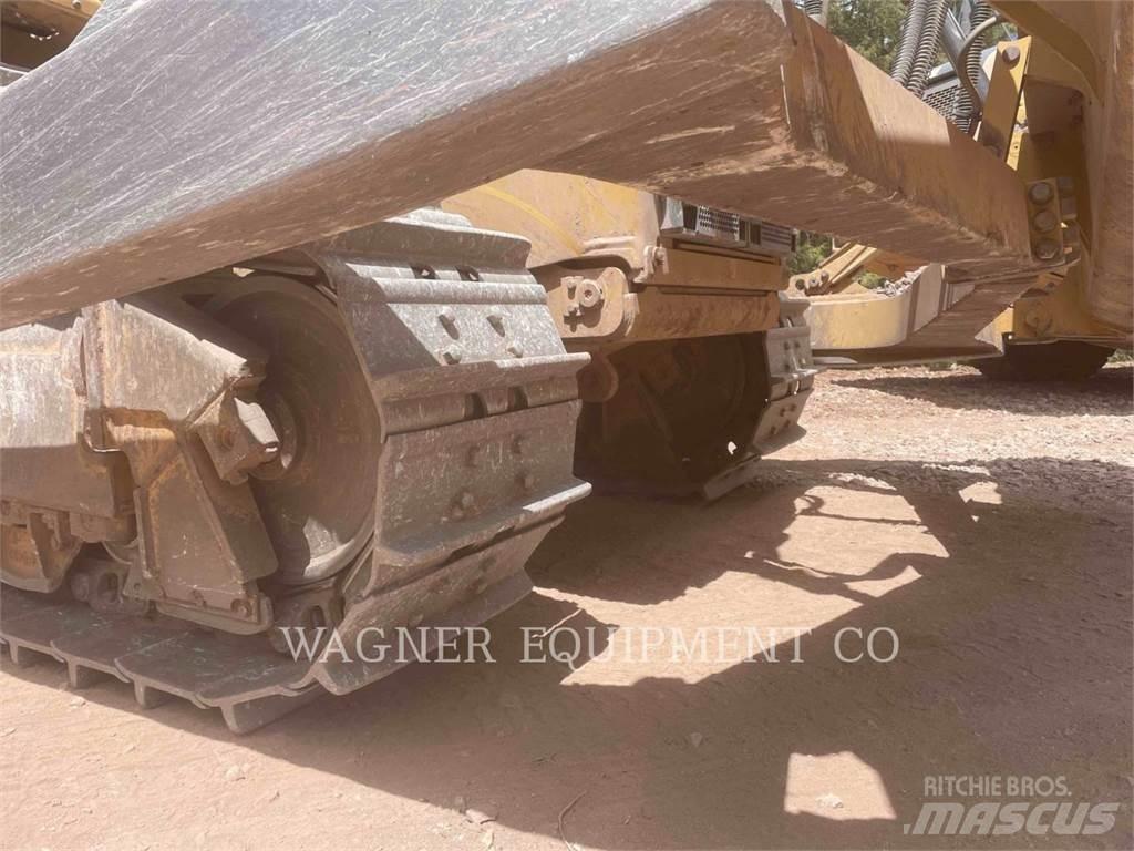 CAT D6T XL Buldožeri gusjeničari