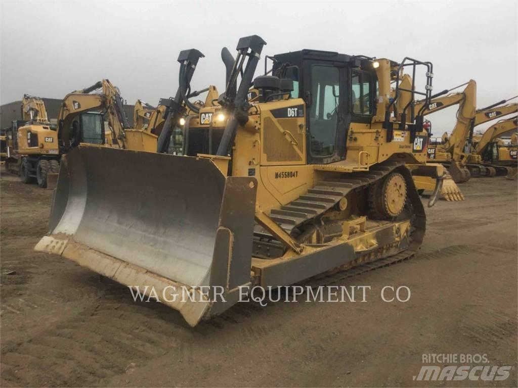 CAT D6T XL Buldožeri gusjeničari