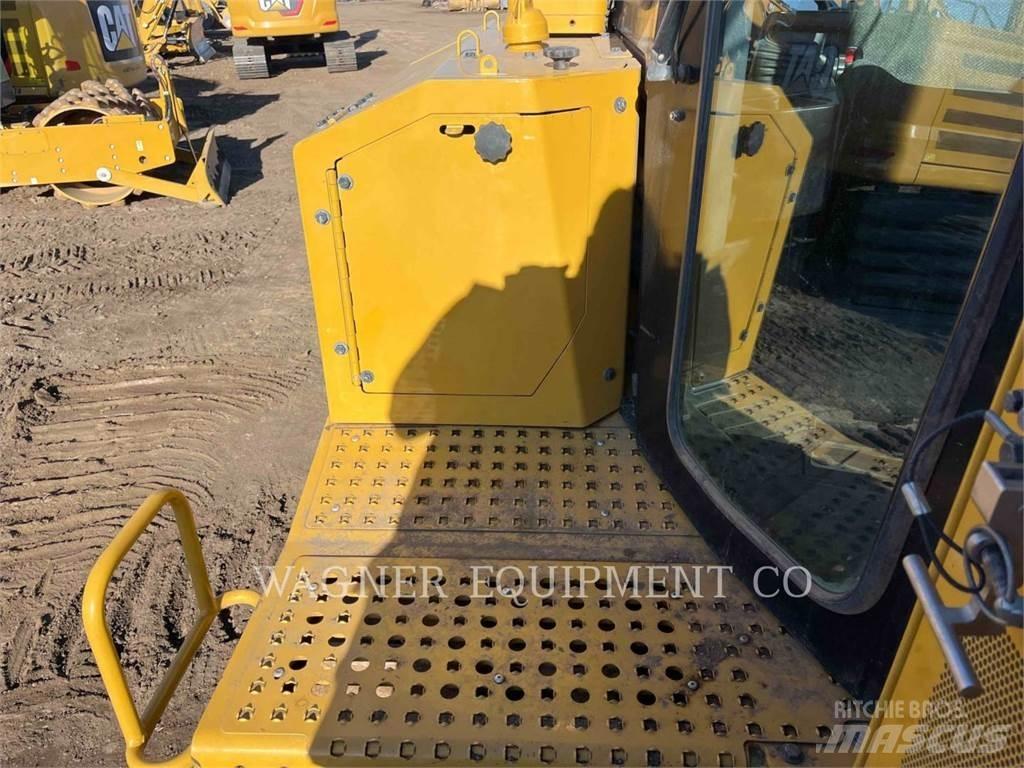 CAT D6T XL Buldožeri gusjeničari