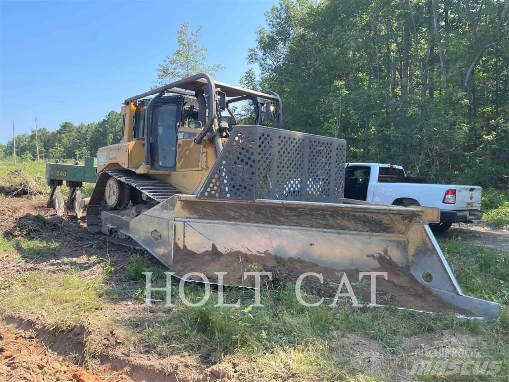 CAT D6T XW Buldožeri gusjeničari