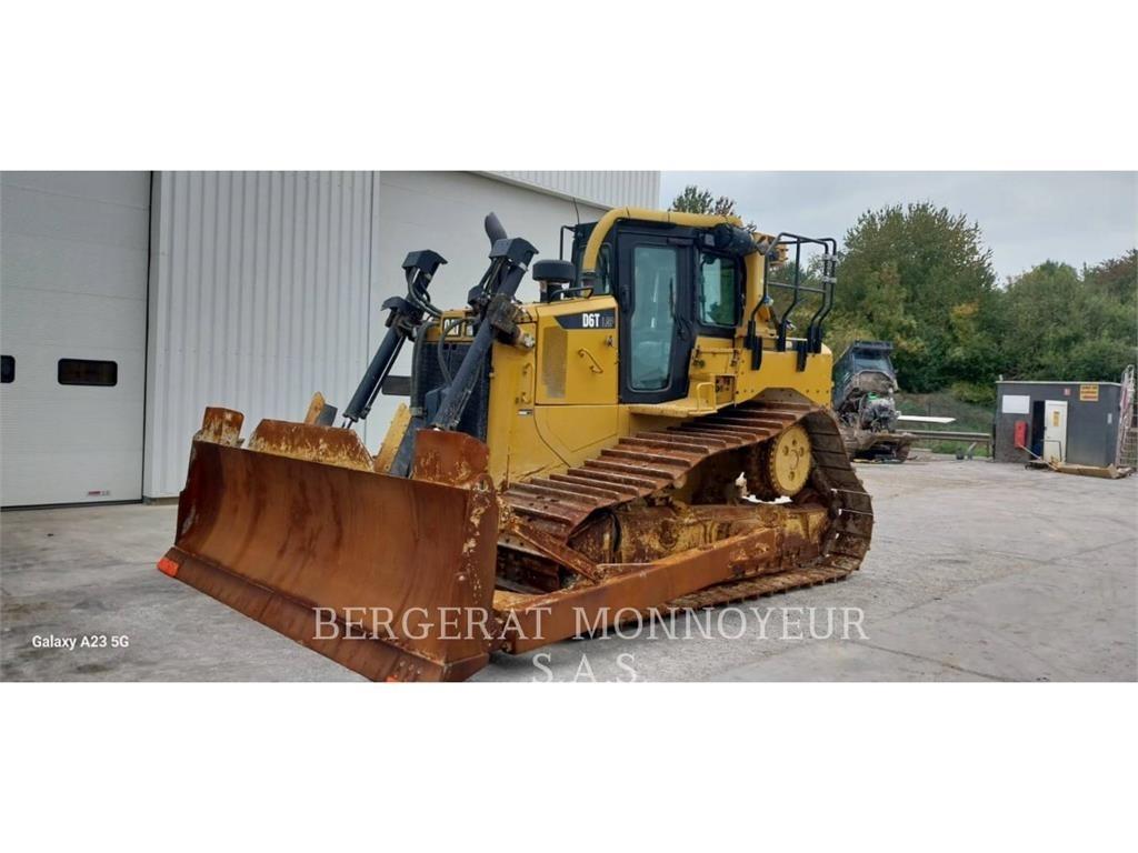 CAT D6T4F LGP Buldožeri gusjeničari