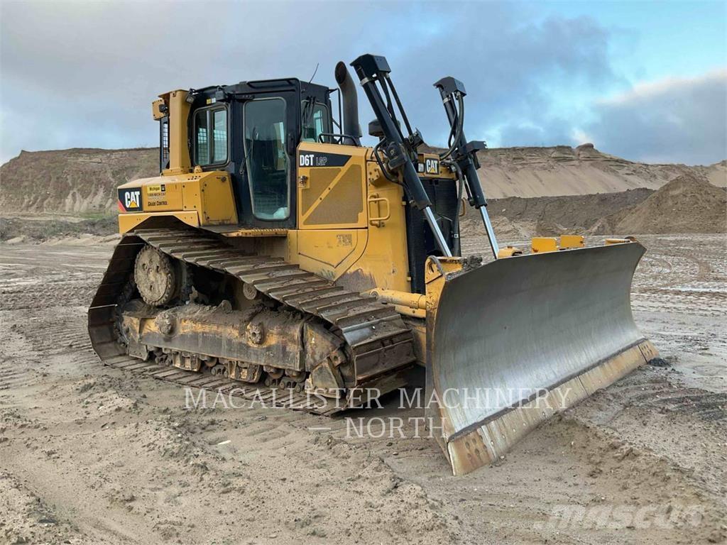 CAT D6TL VHWZ24F Buldožeri gusjeničari