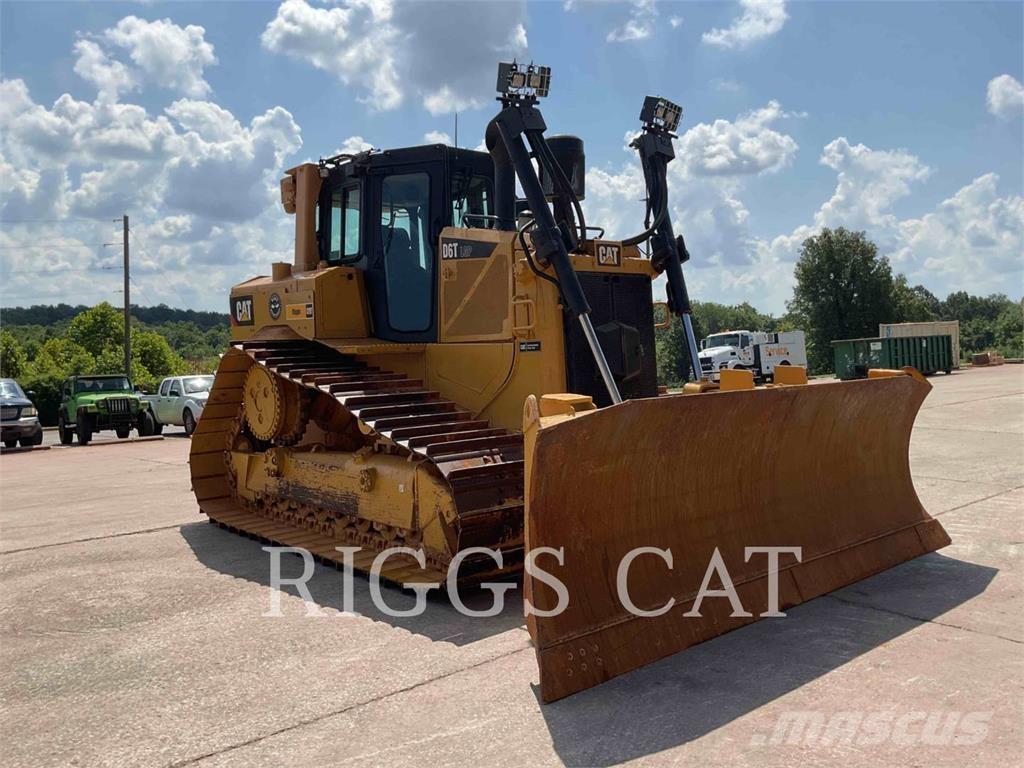 CAT D6TVP Buldožeri gusjeničari