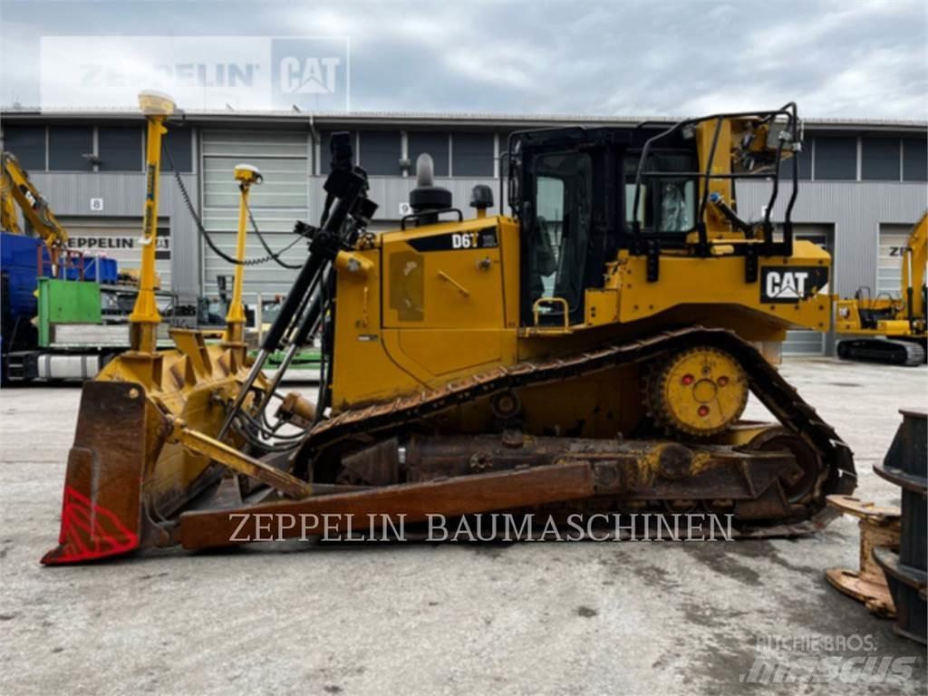 CAT D6TXL Buldožeri gusjeničari