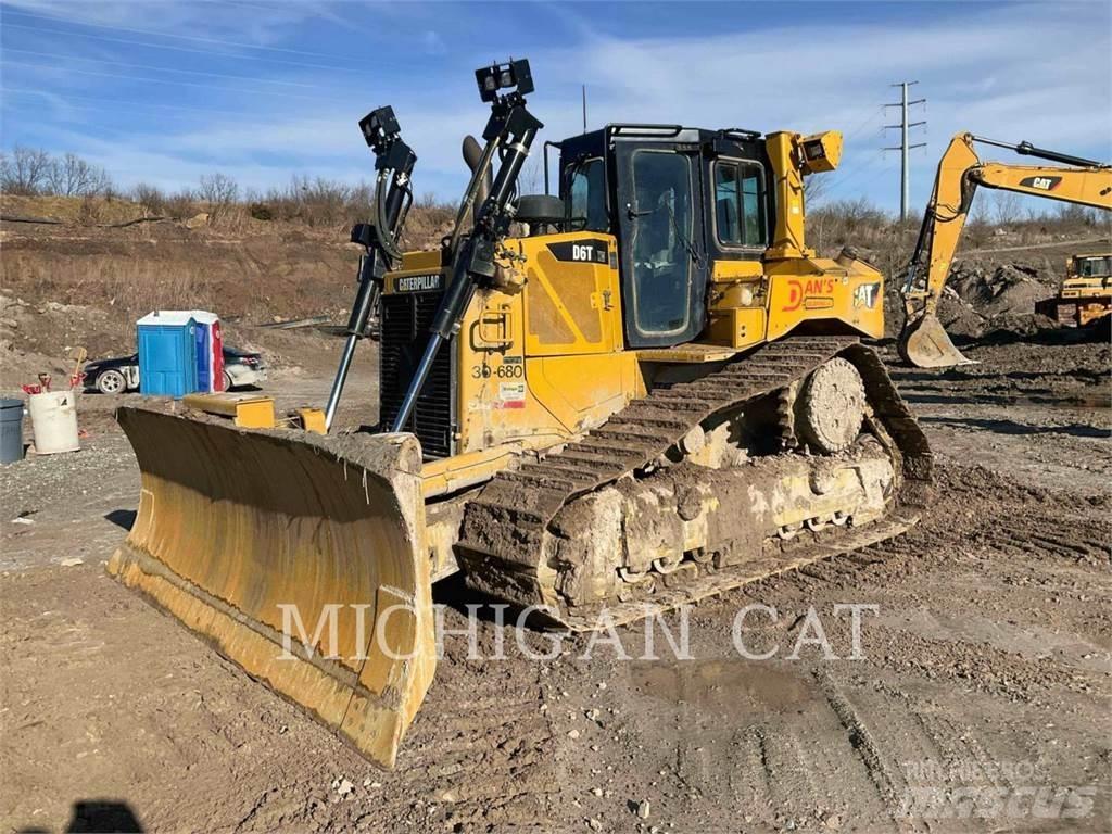 CAT D6TXW VZ2 Buldožeri gusjeničari