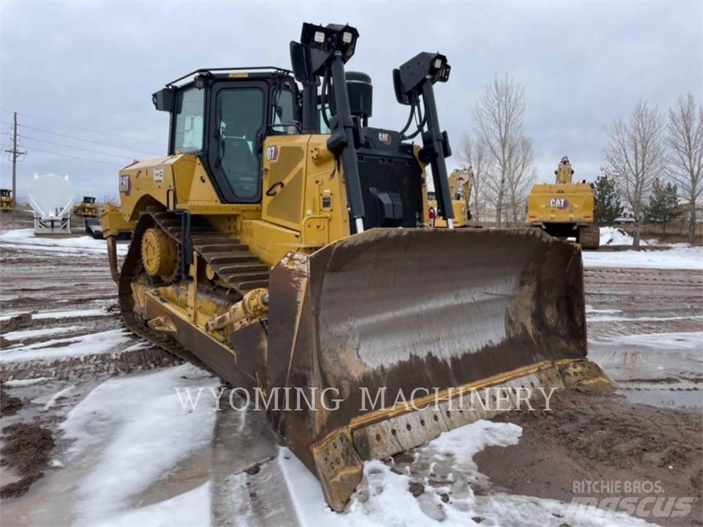 CAT D7 Buldožeri gusjeničari