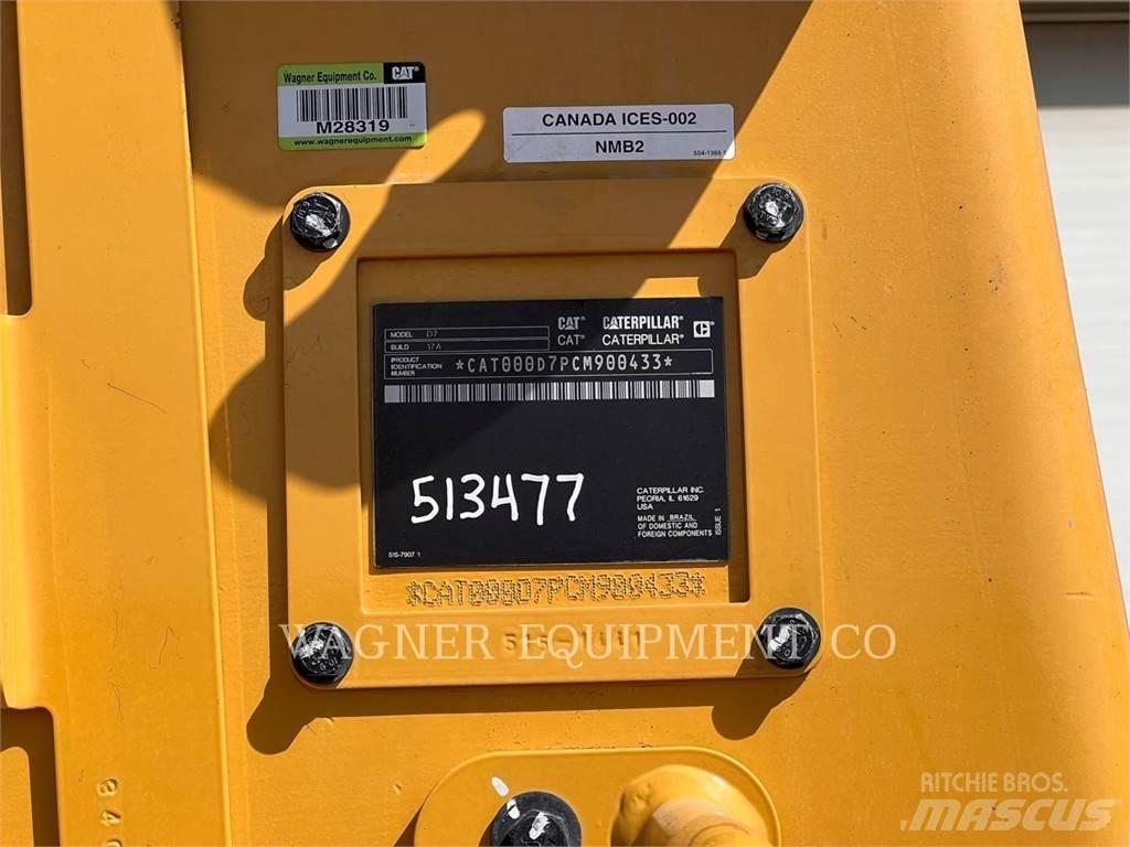 CAT D7 Buldožeri gusjeničari