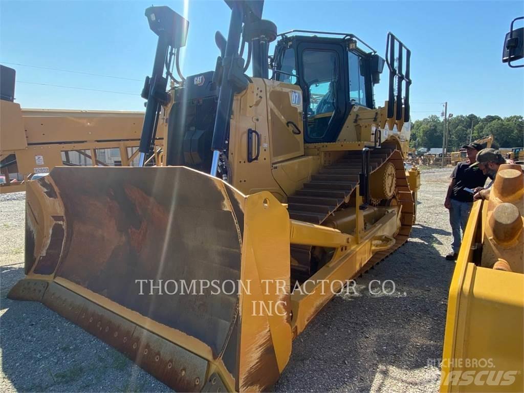 CAT D7 Buldožeri gusjeničari