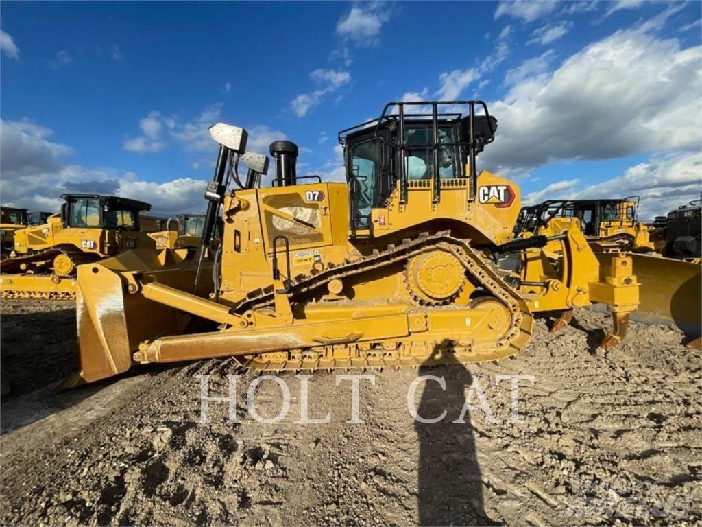 CAT D7 Buldožeri gusjeničari