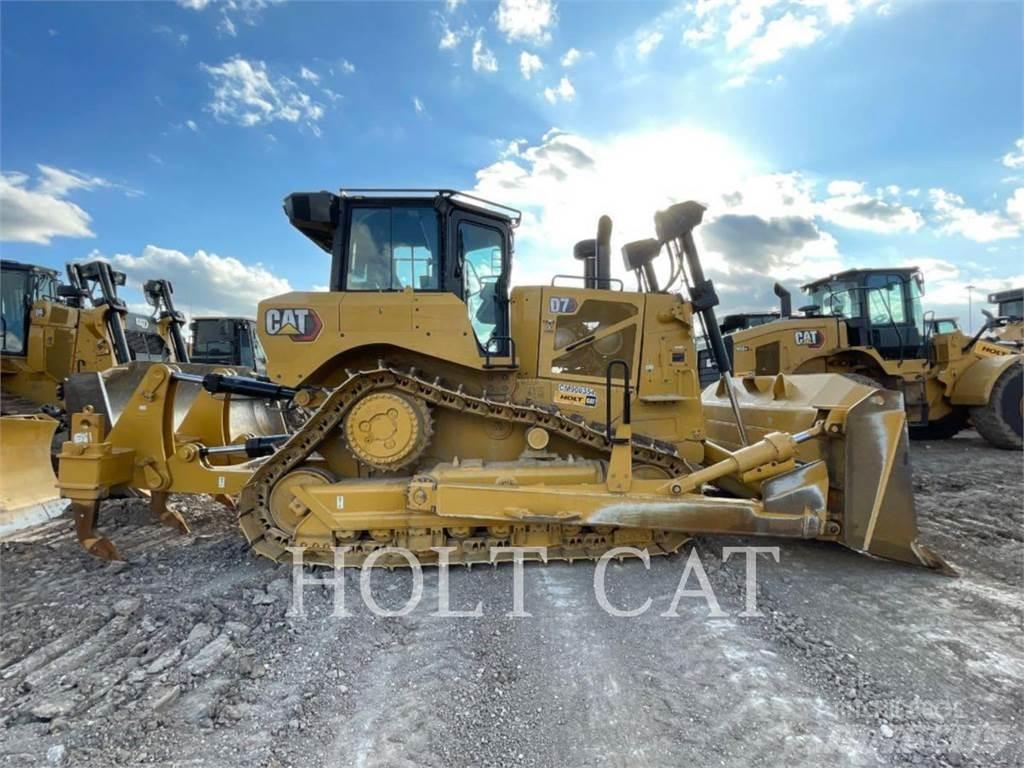 CAT D7 Buldožeri gusjeničari