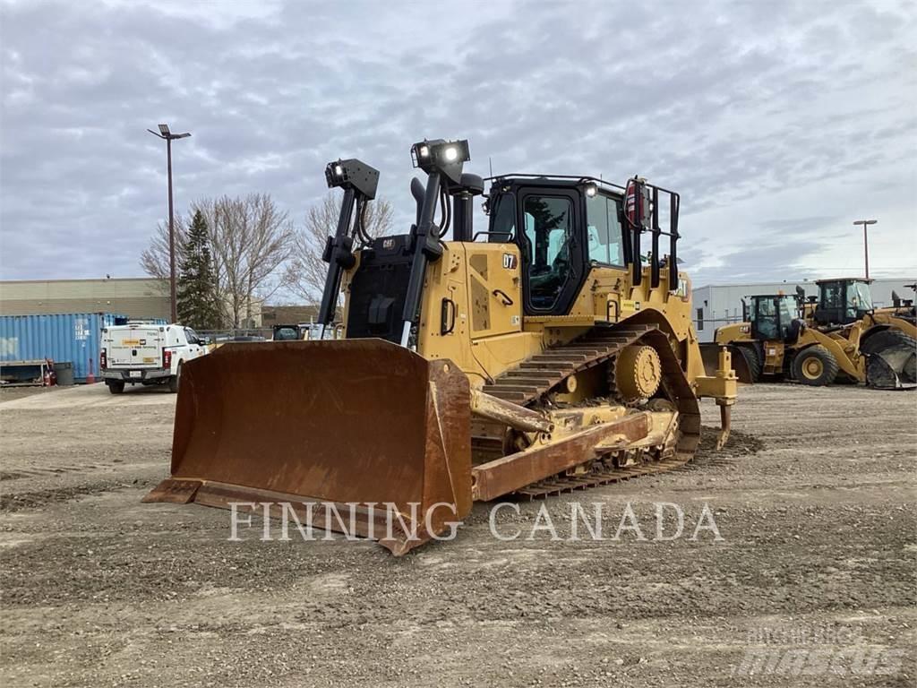 CAT D7-17 Buldožeri gusjeničari