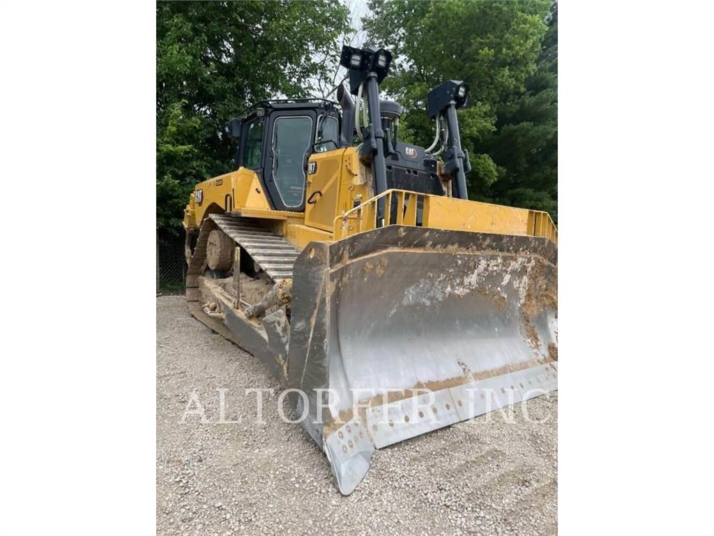 CAT D7-17 Buldožeri gusjeničari