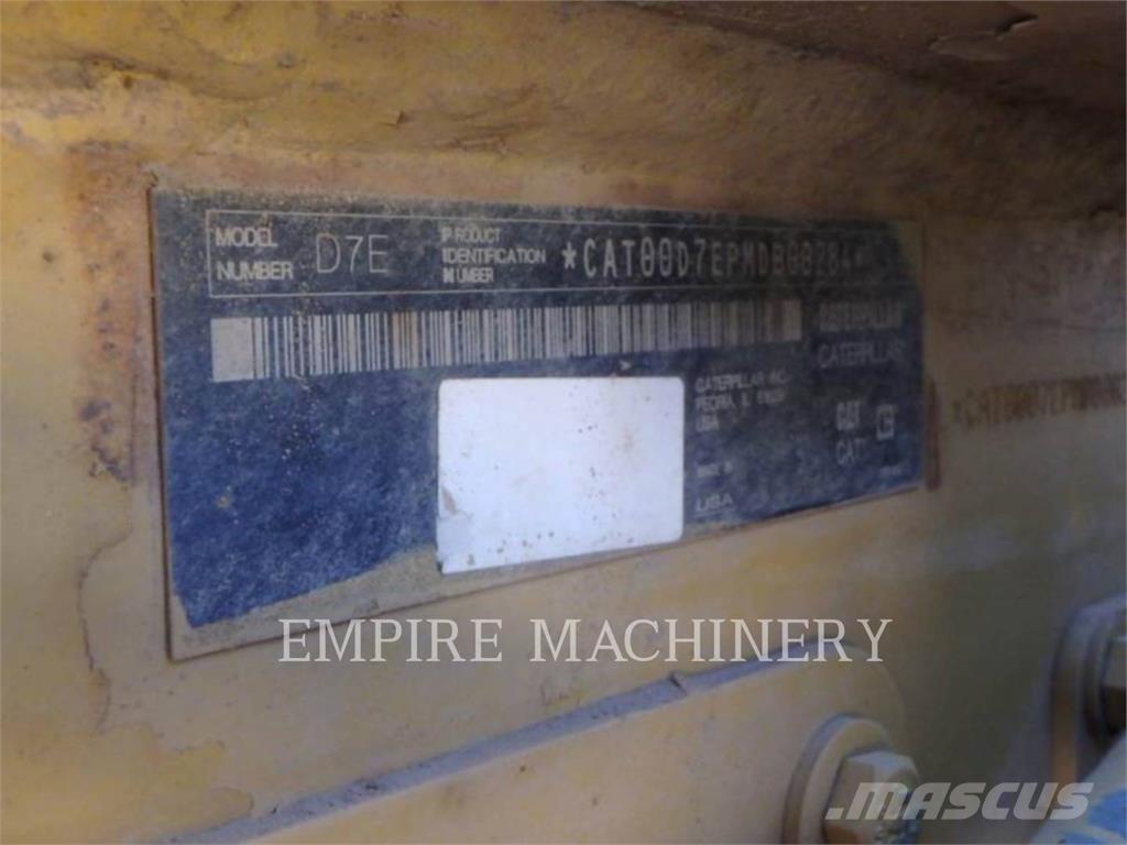 CAT D7E Buldožeri gusjeničari