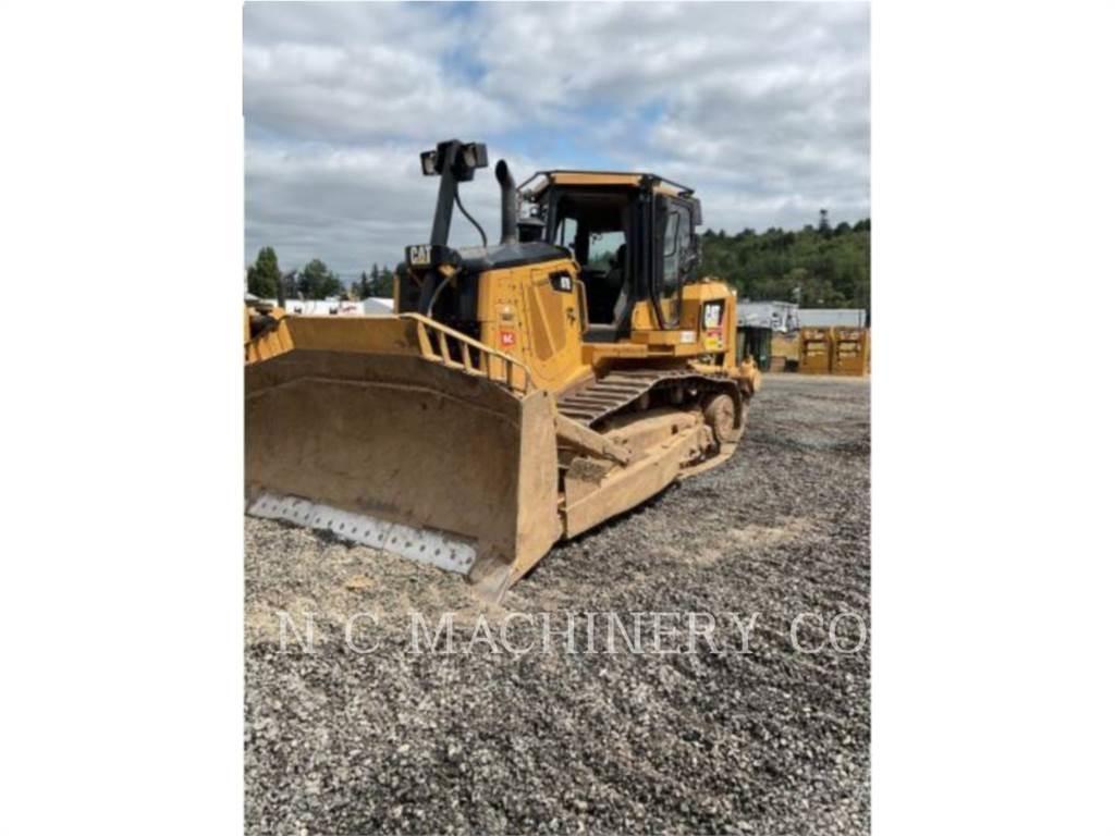 CAT D7E Buldožeri gusjeničari