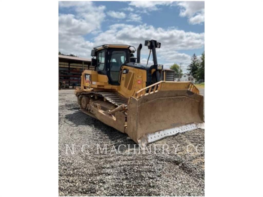 CAT D7E Buldožeri gusjeničari