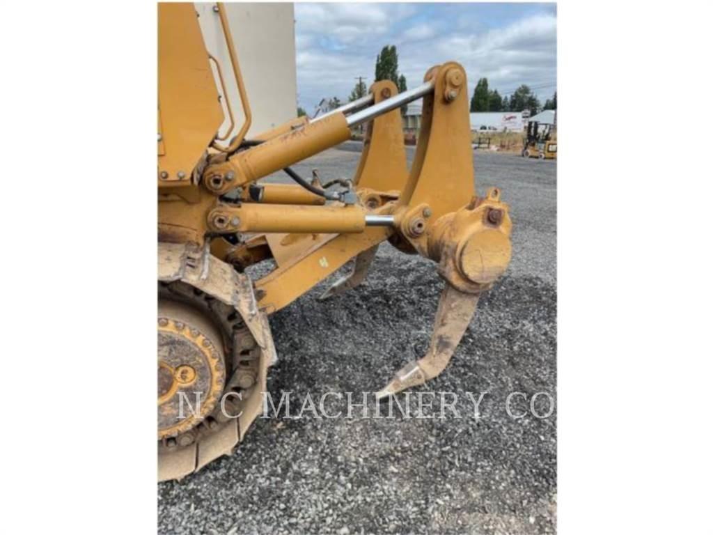 CAT D7E Buldožeri gusjeničari