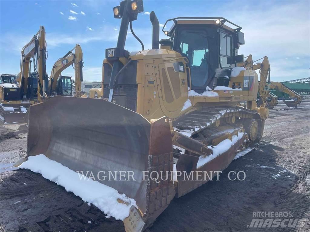 CAT D7E Buldožeri gusjeničari