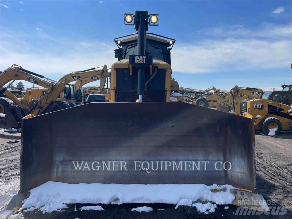 CAT D7E Buldožeri gusjeničari