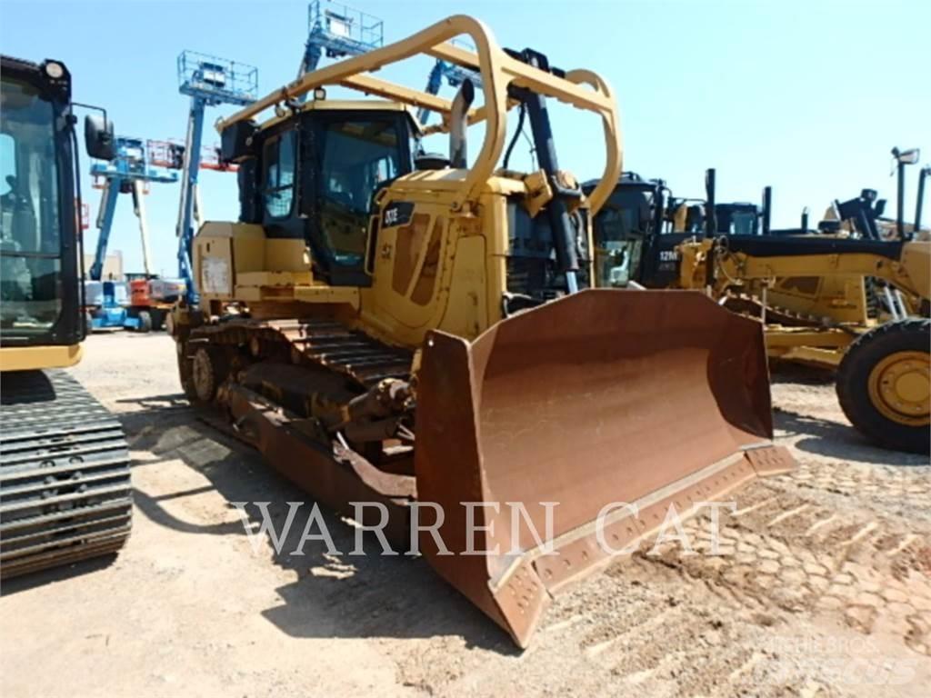 CAT D7E ARO Buldožeri gusjeničari