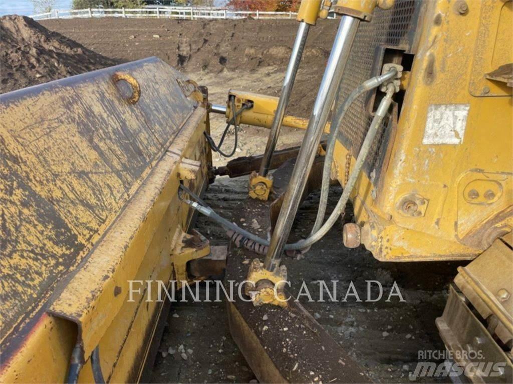 CAT D7R II Buldožeri gusjeničari