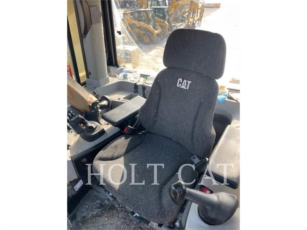 CAT D8 Buldožeri gusjeničari