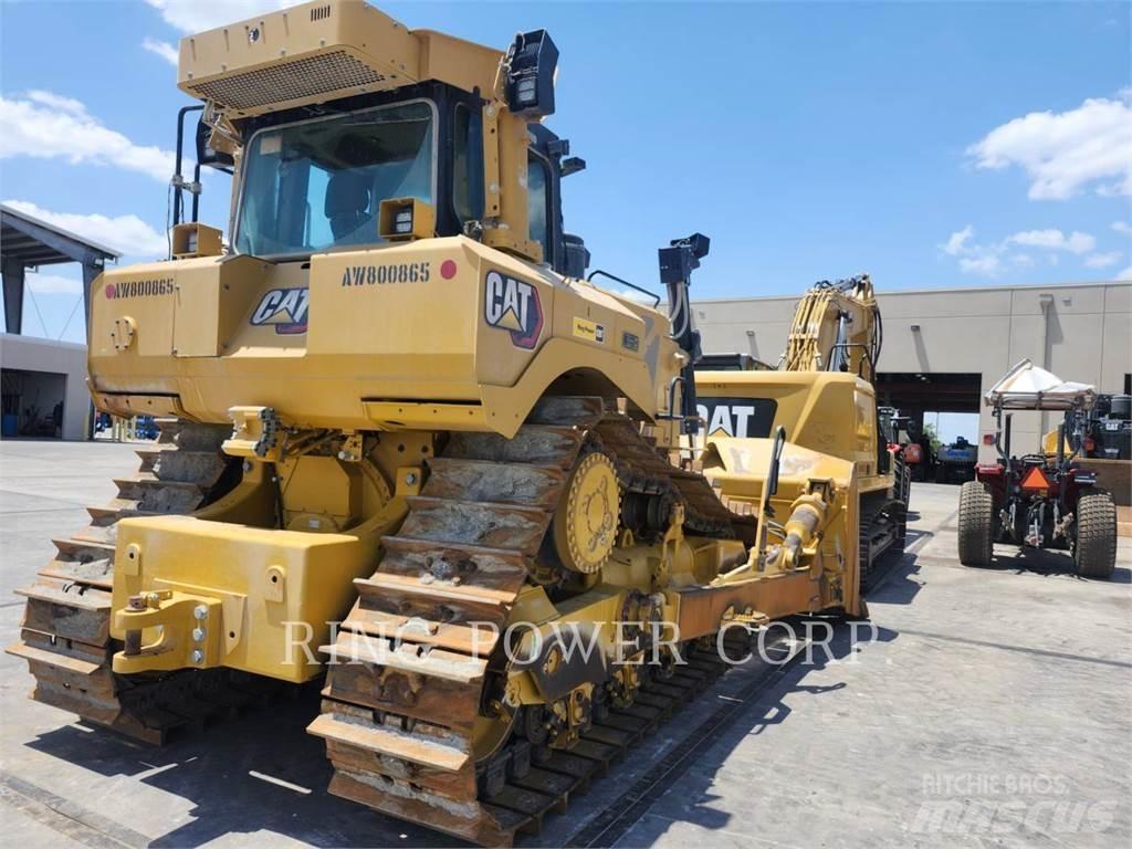 CAT D8 Buldožeri gusjeničari