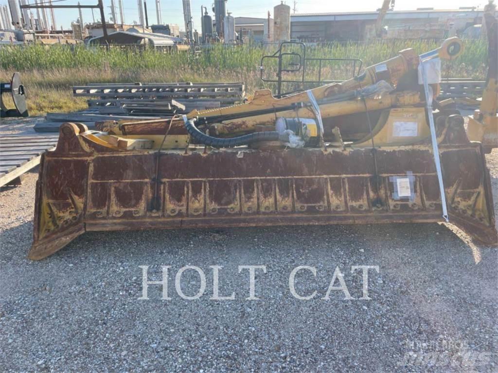 CAT D8 Buldožeri gusjeničari