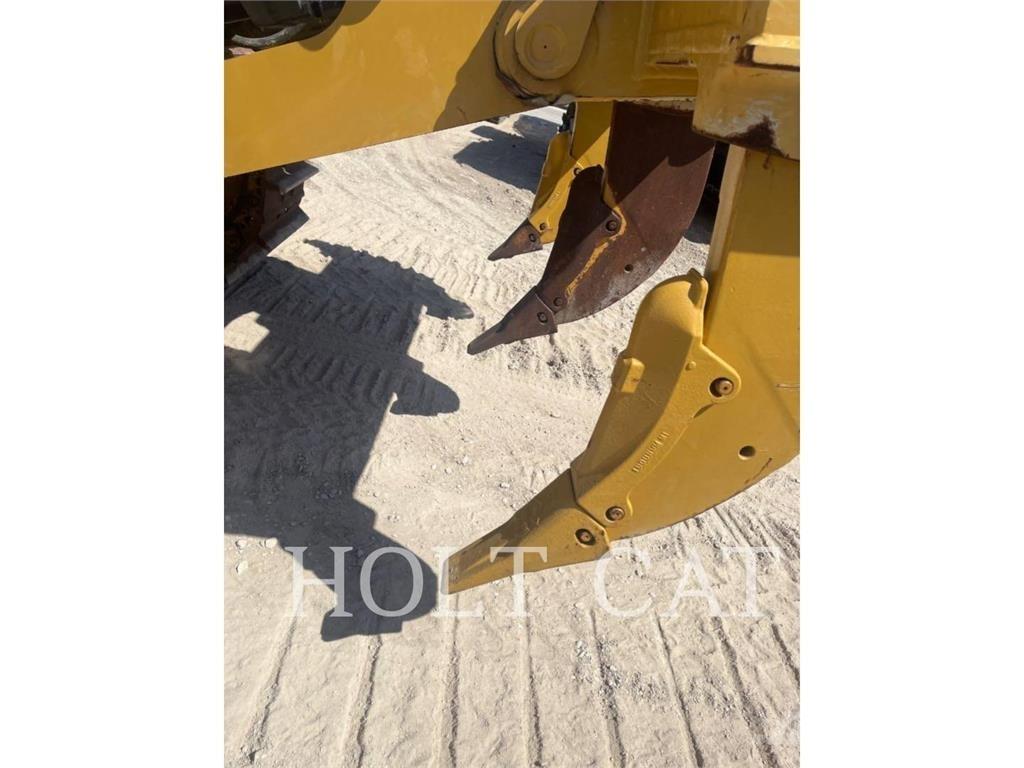 CAT D8 Buldožeri gusjeničari