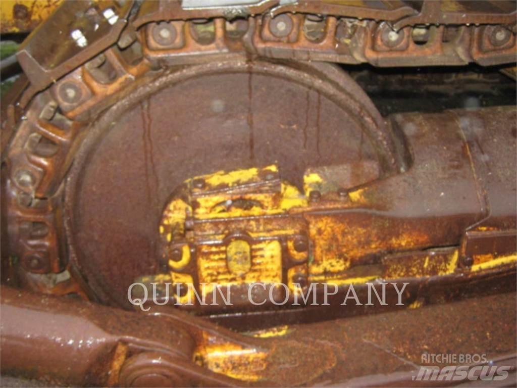 CAT D8H Buldožeri gusjeničari