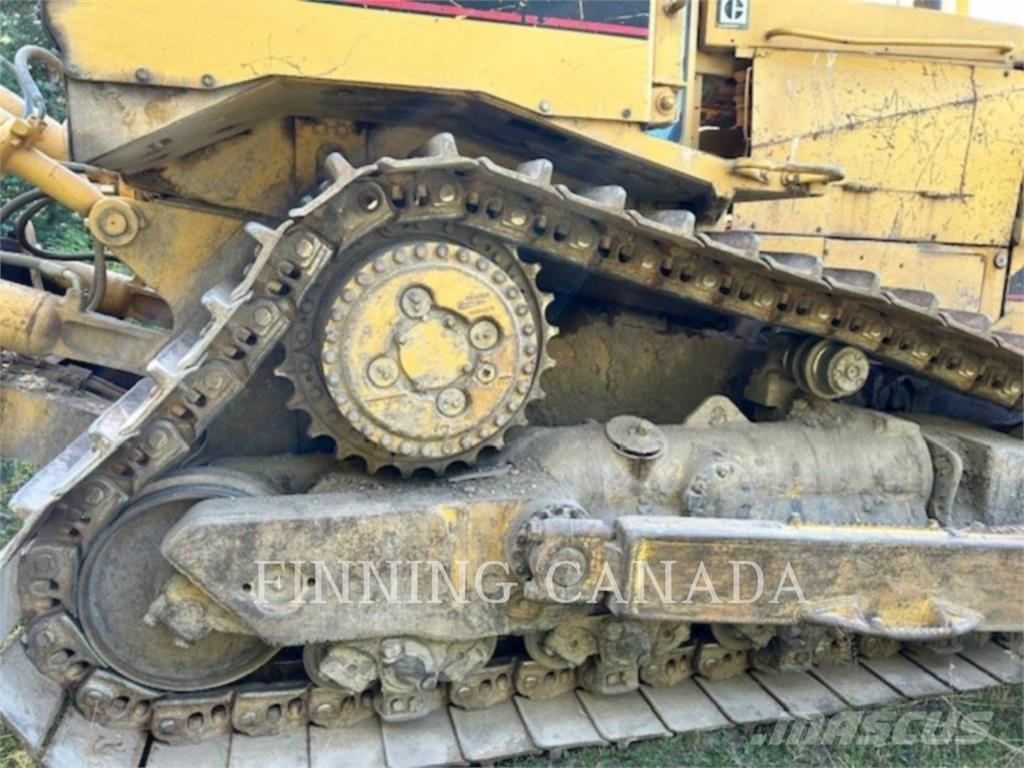CAT D8N Buldožeri gusjeničari