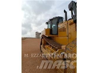 CAT D8R Buldožeri gusjeničari