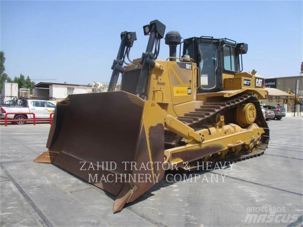 CAT D8T Buldožeri gusjeničari