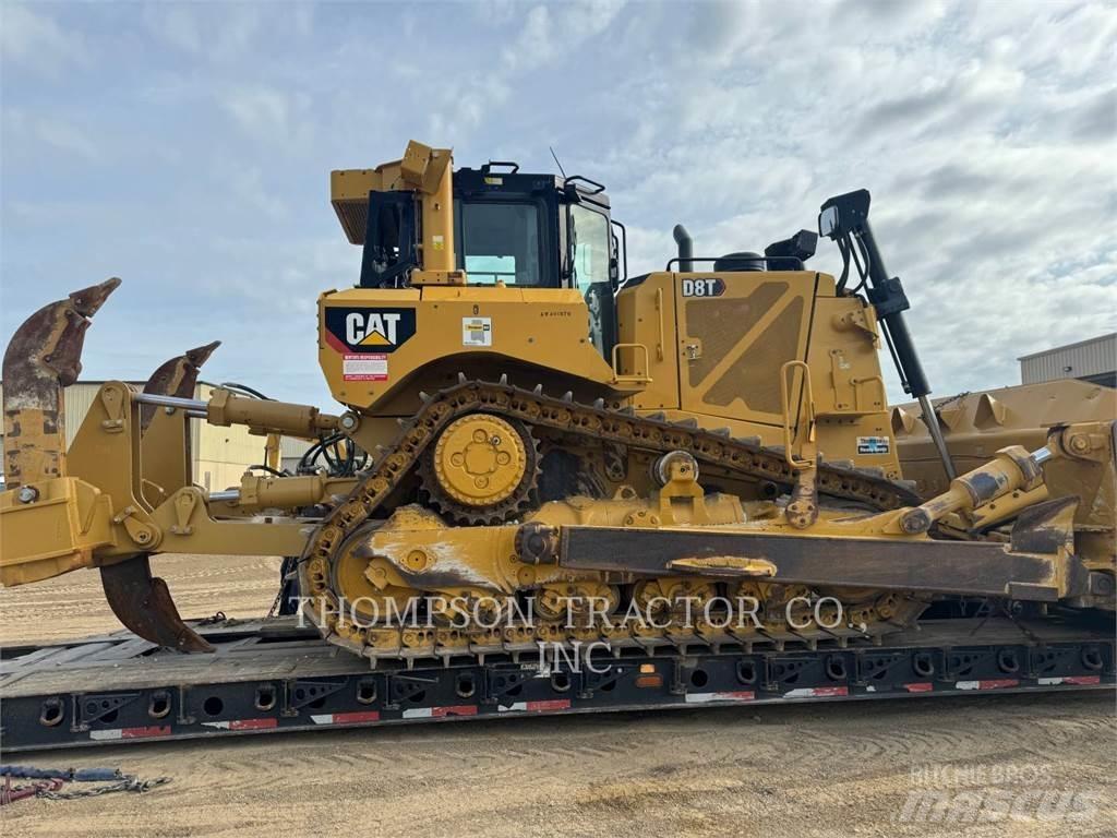 CAT D8T Buldožeri gusjeničari