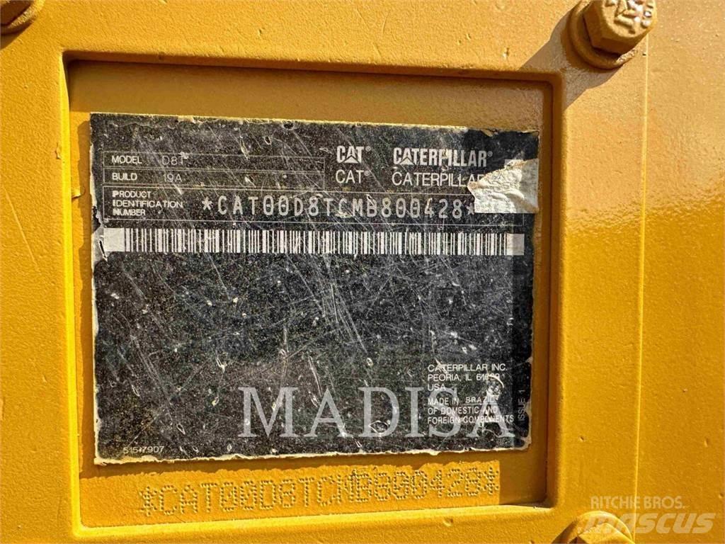 CAT D8T Buldožeri gusjeničari