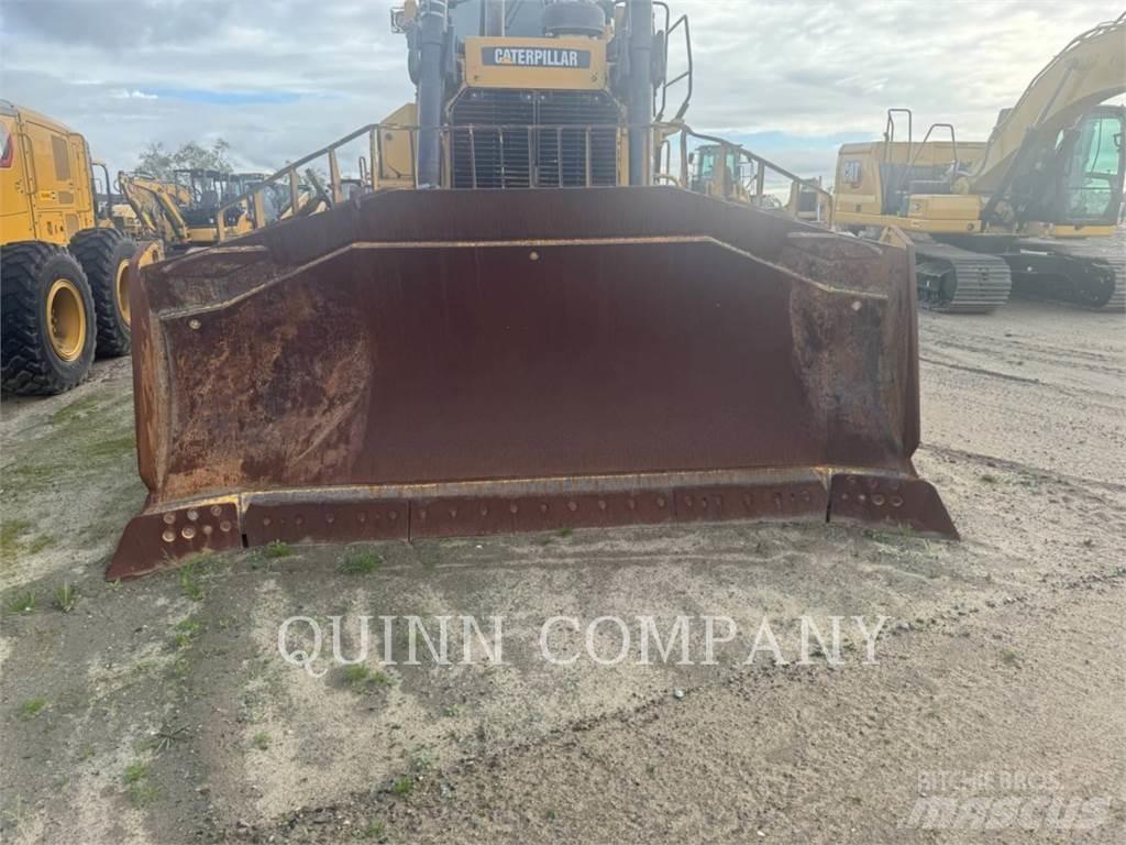 CAT D8T Buldožeri gusjeničari