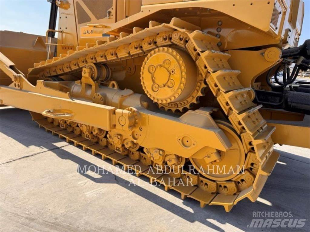 CAT D8T Buldožeri gusjeničari