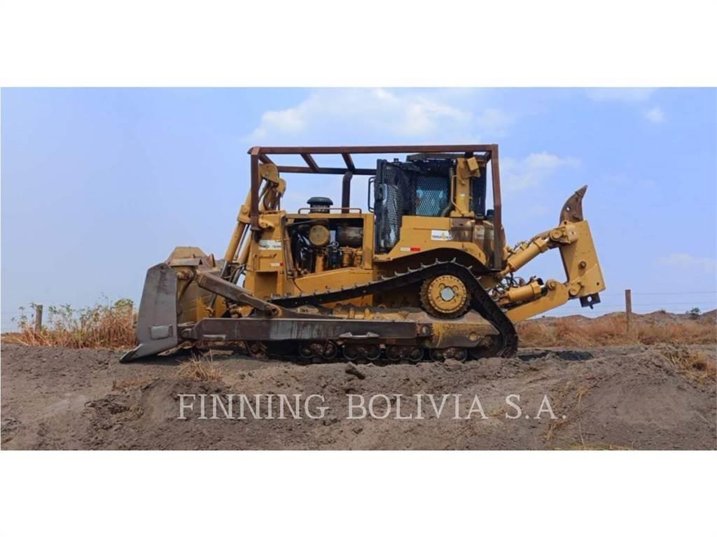 CAT D8T Buldožeri gusjeničari