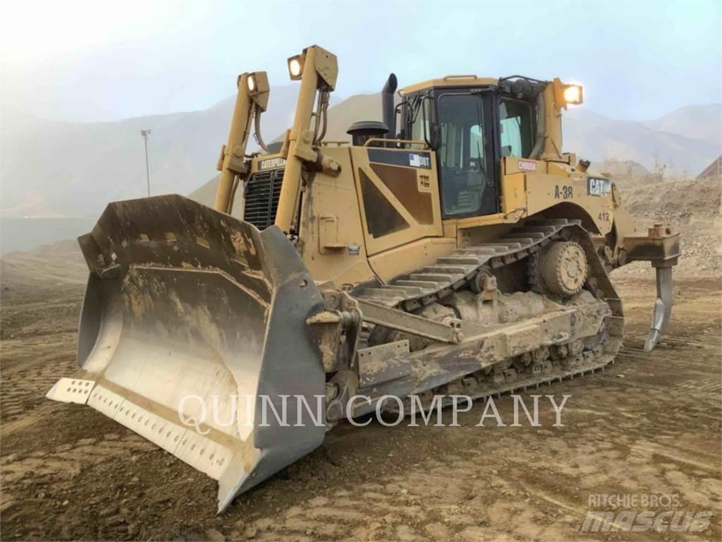 CAT D8T Buldožeri gusjeničari