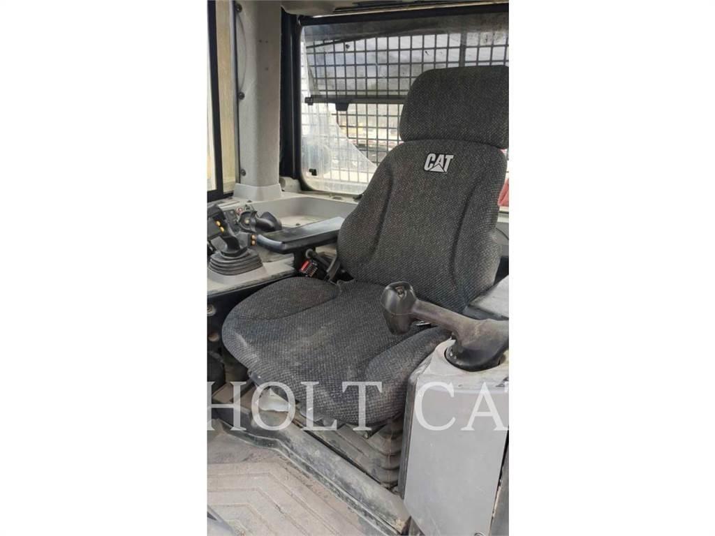 CAT D8T Buldožeri gusjeničari