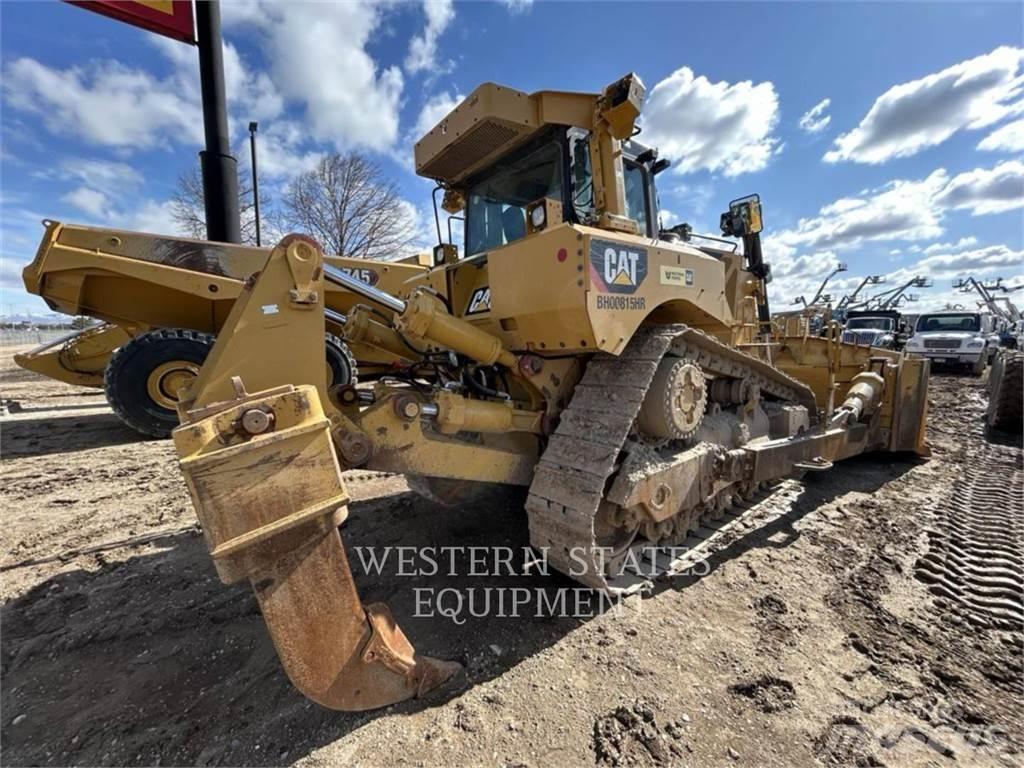 CAT D8T Buldožeri gusjeničari