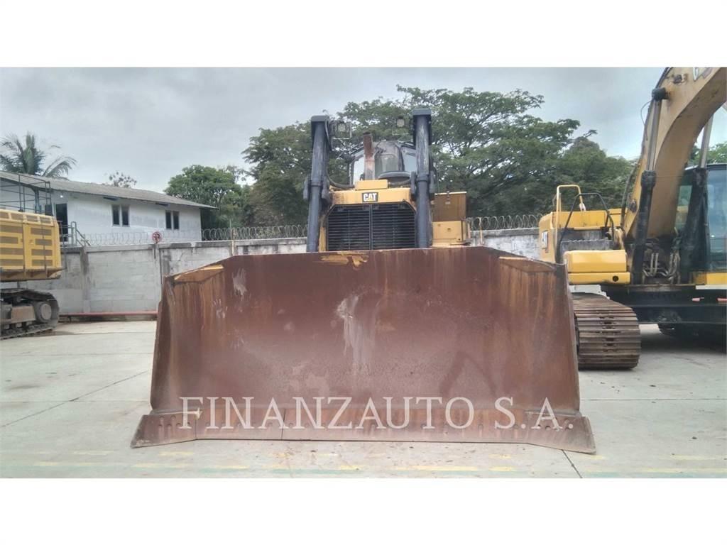 CAT D8T Buldožeri gusjeničari