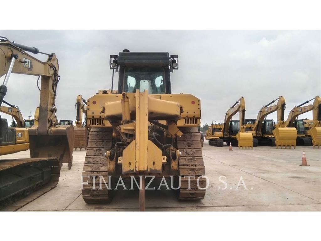 CAT D8T Buldožeri gusjeničari