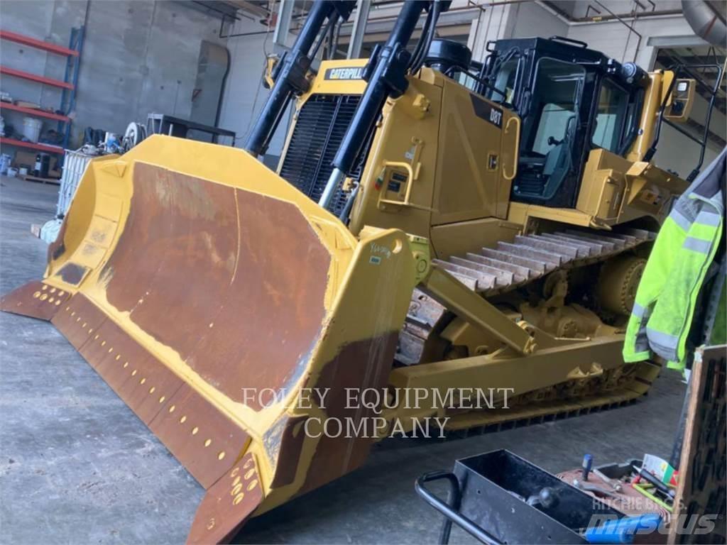 CAT D8T Buldožeri gusjeničari