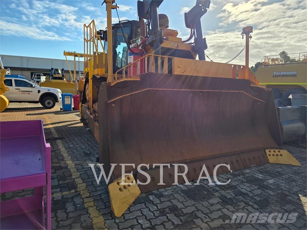 CAT D8T Buldožeri gusjeničari