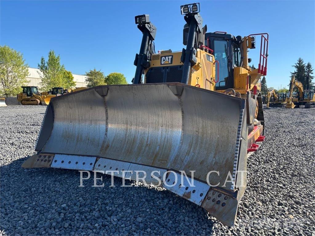 CAT D8T Buldožeri gusjeničari