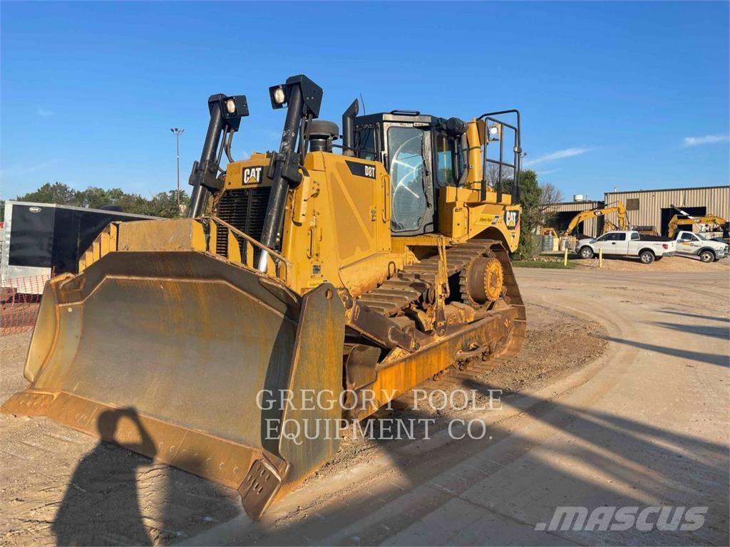 CAT D8T Buldožeri gusjeničari