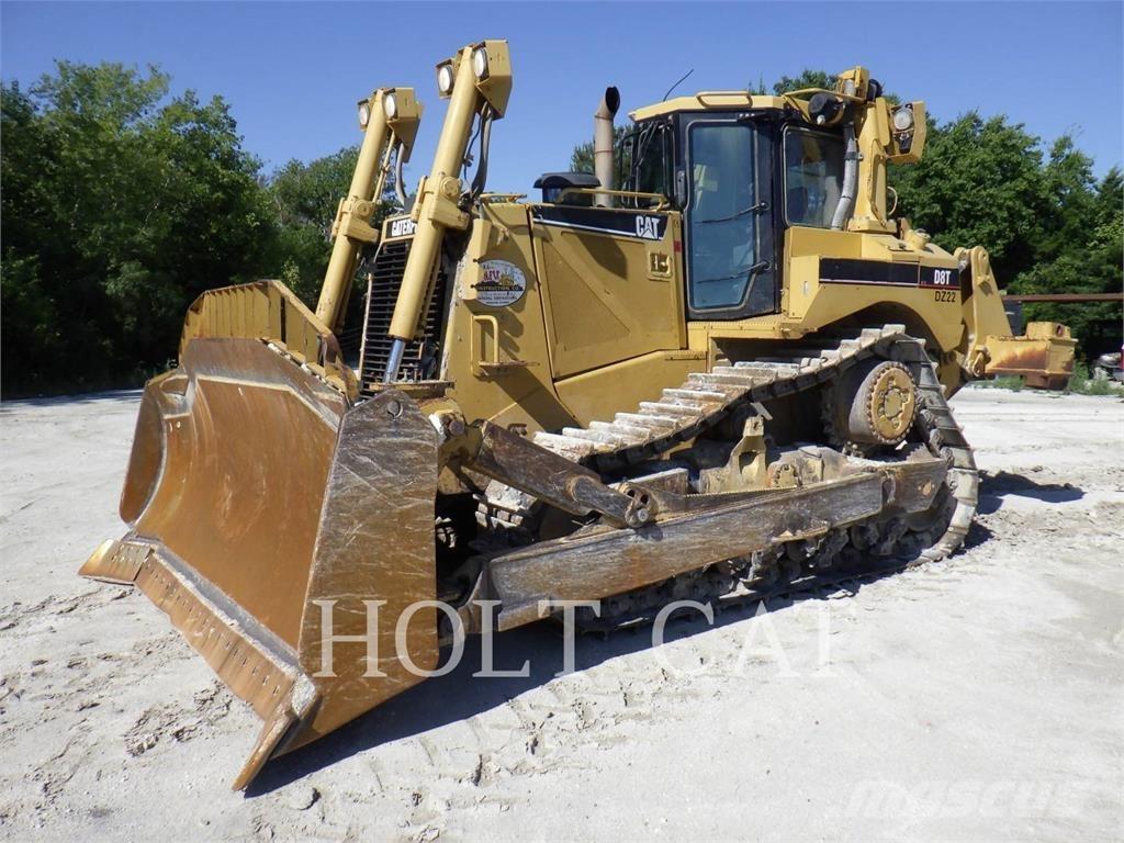 CAT D8T Buldožeri gusjeničari